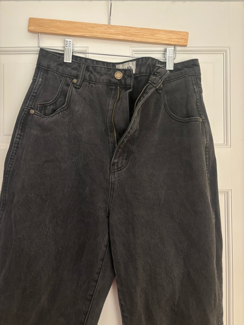 ROLLA'S Elle Super High Rise Relaxes Leg Pants in Black - Picture 4 of 6